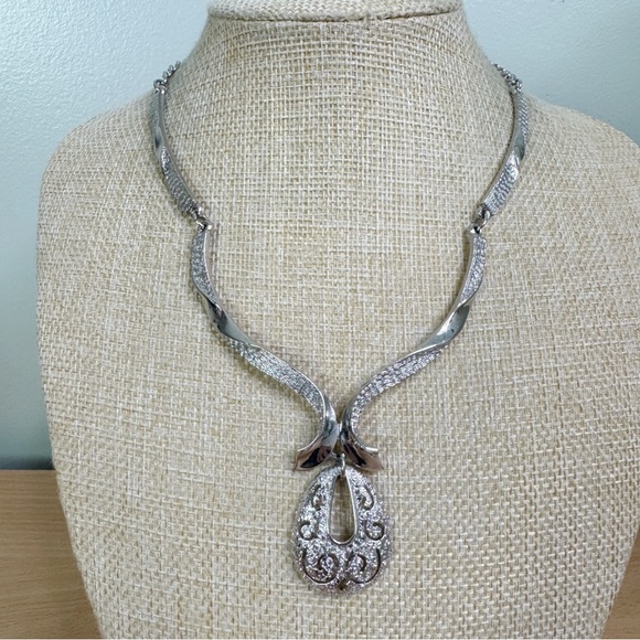Vintage Silver Necklace - Picture 7 of 7